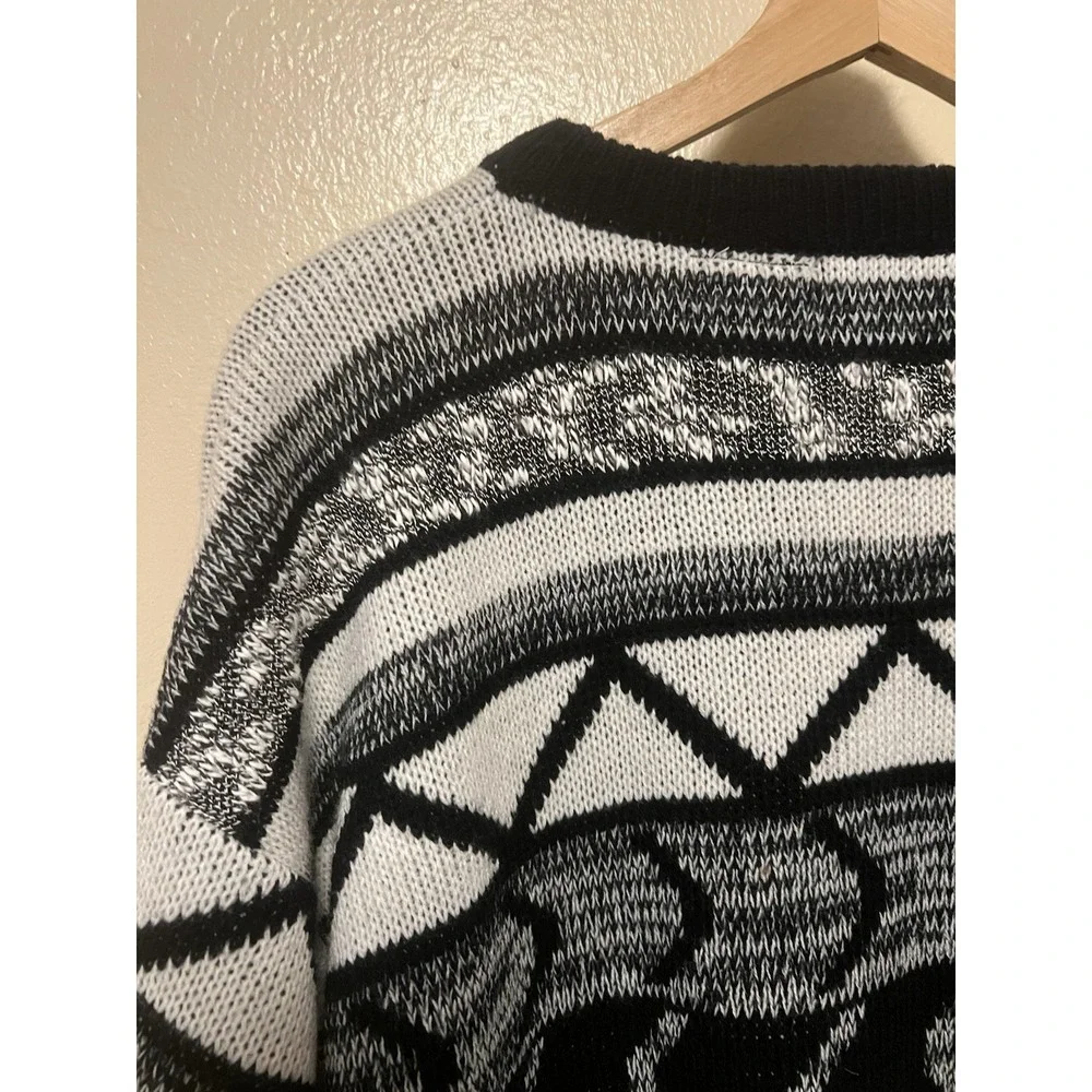 Vtg 90s Gabrielle Geometric‎ Sweater Leather Patch Black White Tribal Funky Sz L
